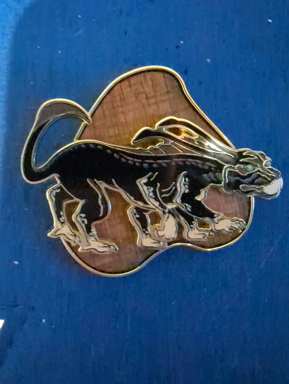 Viperwolf The World of Avatar Wood Base Creatures Mystery Disney pin